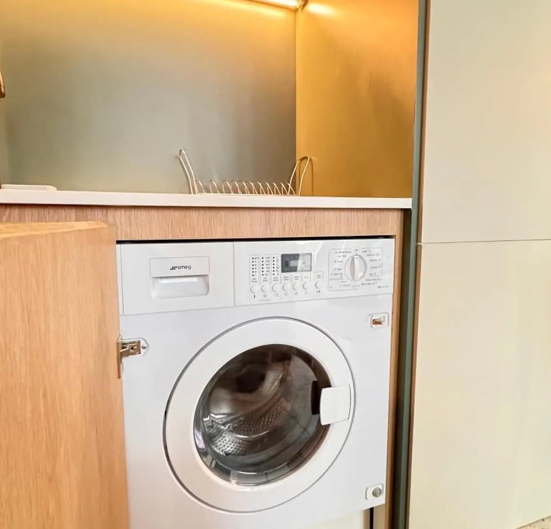 Stylish Apartment In The Center!10 Minutes To Dubai Mall And World Trade Center